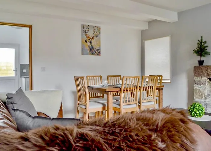 The Coolins Cottage With Wood Burner